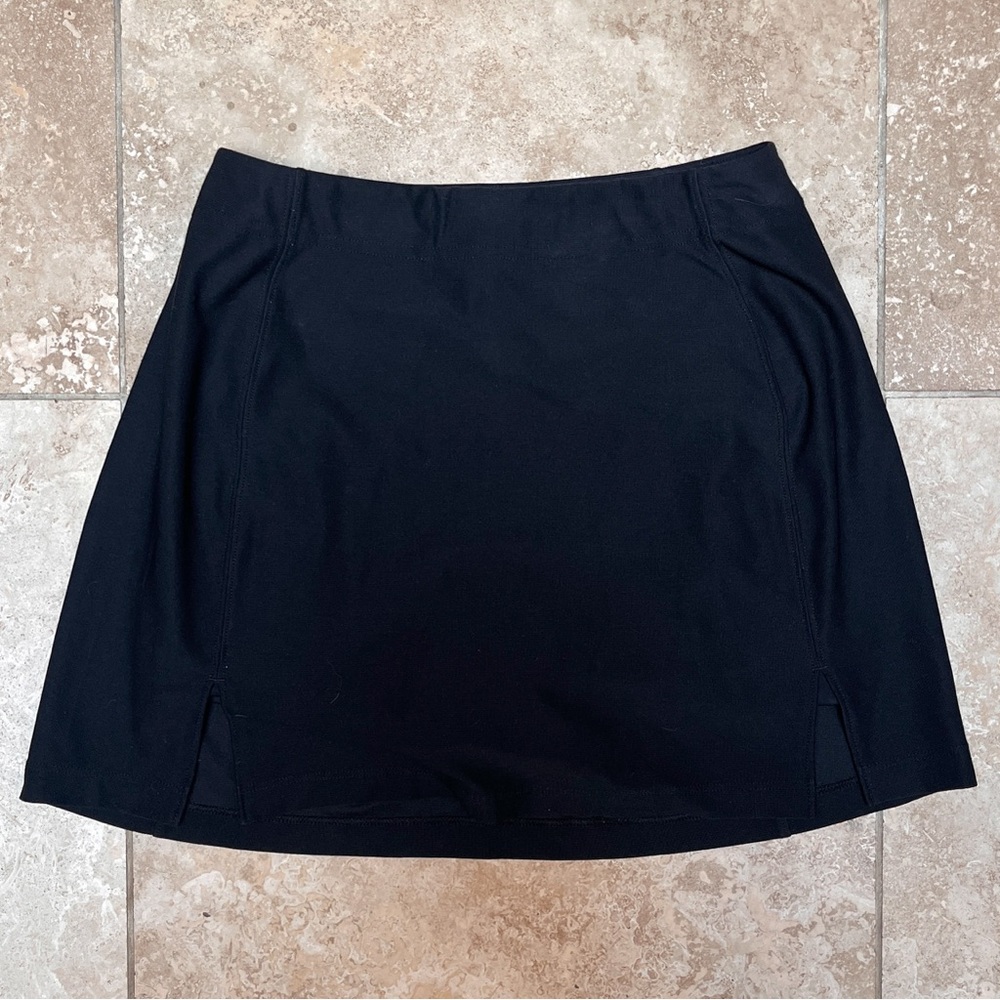 Outdoor Voices Warmup 2.5” Skort